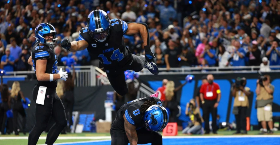 Vikings at Lions predictions: Expert picks for NFL Week 9