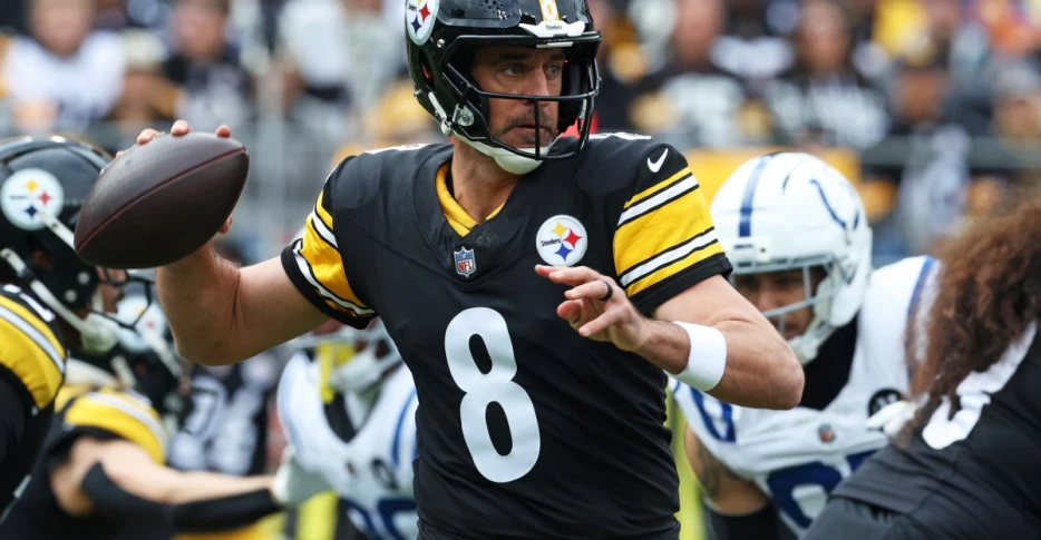 Aaron Rodgers surprising message following Steelers’ dominant win vs. Colts