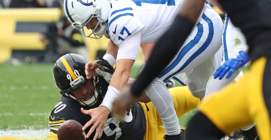Colts offense comes back down to Earth against Steelers