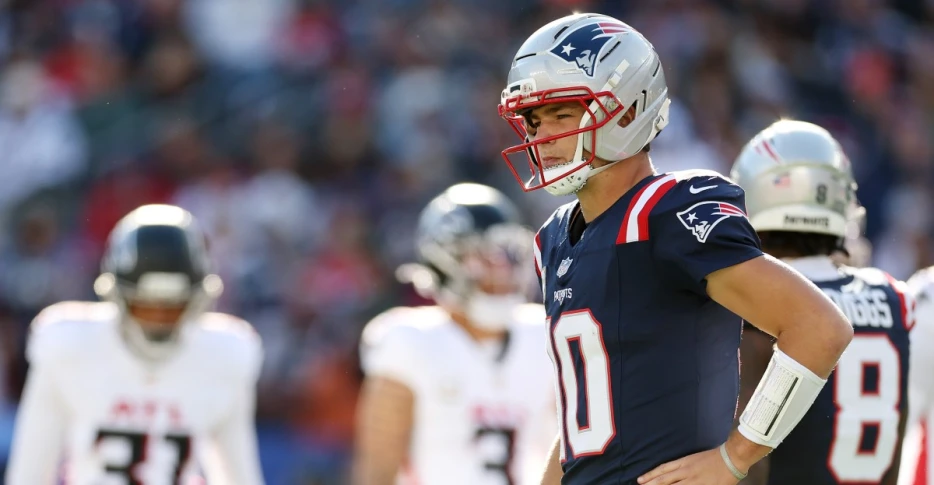 Even in victory, Drake Maye knows he must play better moving forward