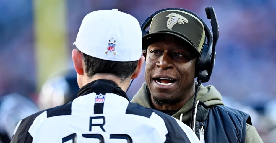 Falcons accuse Patriots of nefarious tactics on key play in Week 9 game