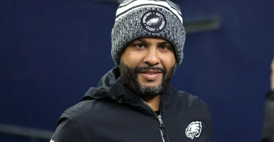 Interim defensive coordinator options if the Bengals fire Al Golden