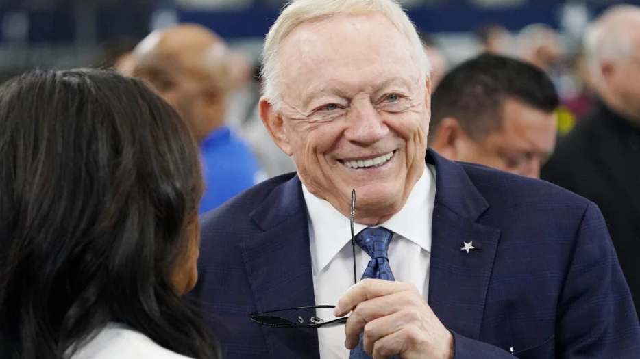 Jerry Jones supports the idea of a London Super Bowl