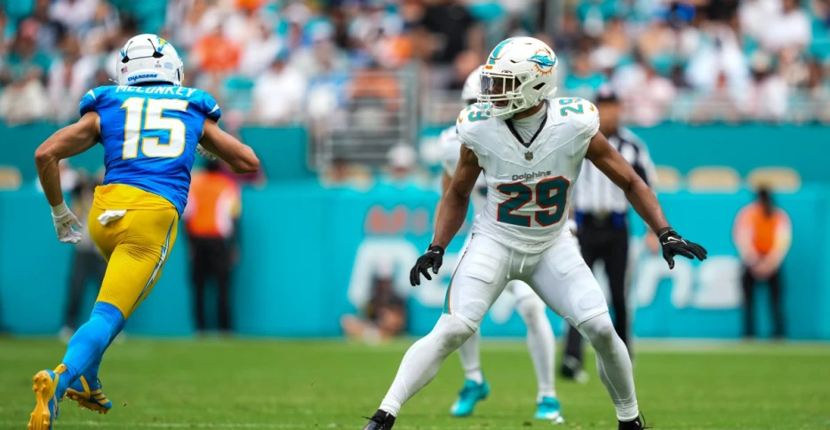 Miami Dolphins trade rumors: Who else could be dealt at 2025 trade deadline?