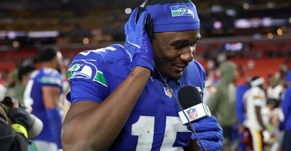 Post-Snap Reads 11/3: Seahawks carry on with road dominance, make Commanders sad