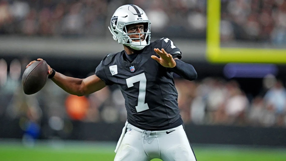 Raiders fans erupt on Geno Smith after pathetic OT fail vs. Jaguars