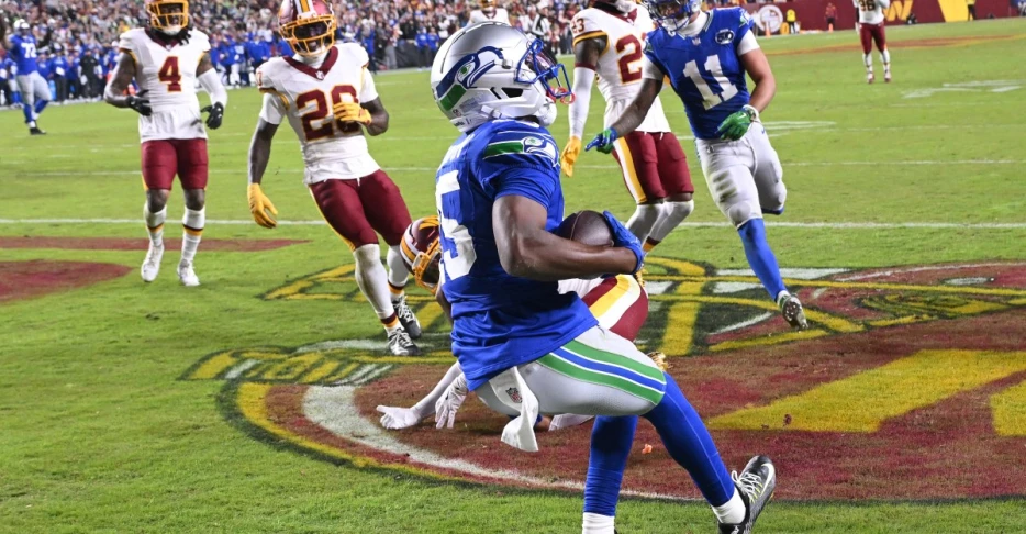 Seahawks vs. Commanders: Sunday Night Football Open Thread