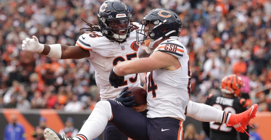 10 Thoughts on the NFL: Bears are the new Cardiac Kids, Jayden Daniels hurt again, and more