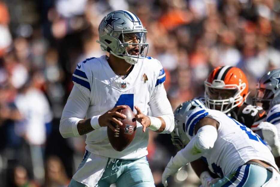 Dak Prescott Hoping To Play Into His 40s