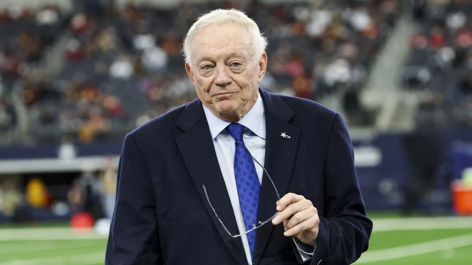 Jerry Jones drops trade deadline message after ugly MNF loss to Cardinals