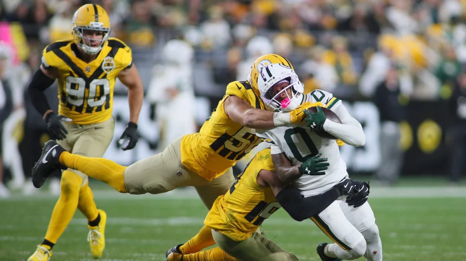 Packers’ Matthew Golden considered day-to-day, per Matt LaFleur