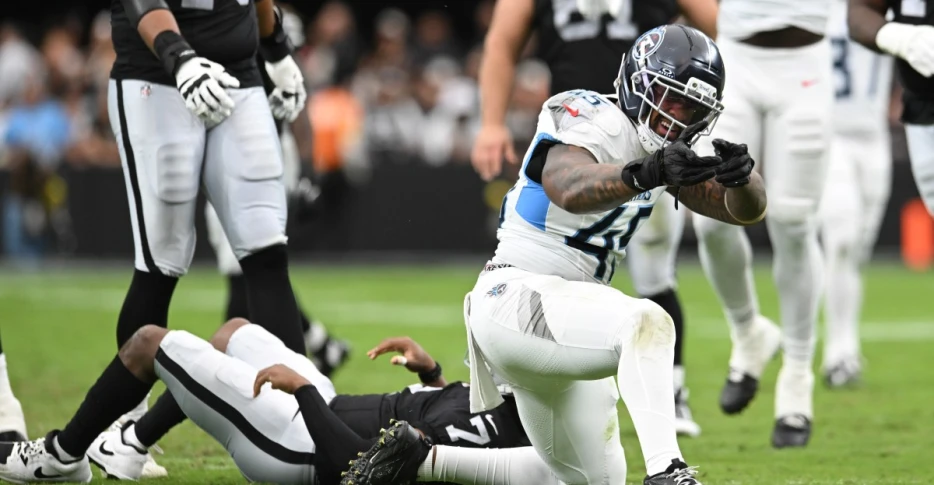 Titans trade Dre’Mont Jones to Ravens