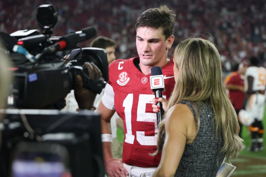 Jets Predicted to Use No. 1 Pick on QB from School Known for Draft Busts