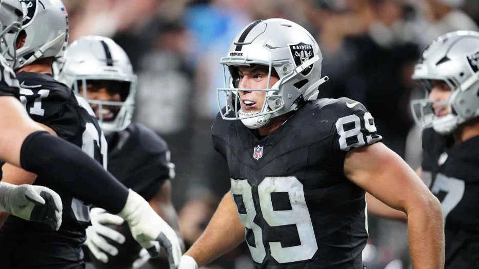 NFL Fantasy Football Week 10 2025 Start ‘Em Sit ‘Em: Quarterback