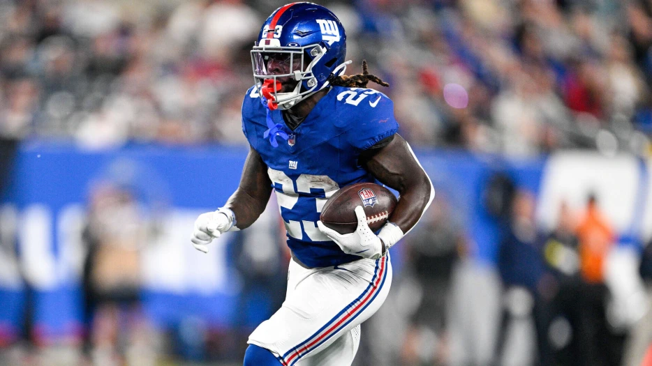 Patriots Release Running Back After Quiet Trade Deadline