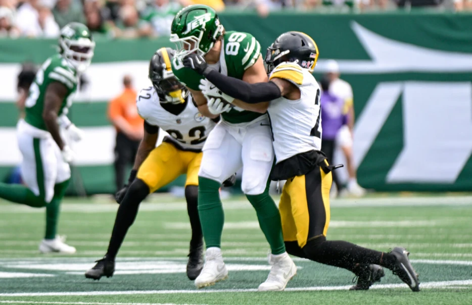 Steelers Expect to Get At Least One Safety Back This Week