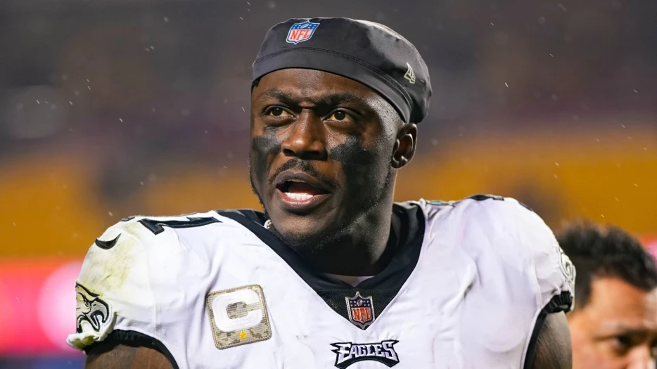 What Eagles GM Said About Not Moving Potential Patriots Trade Target A.J. Brown