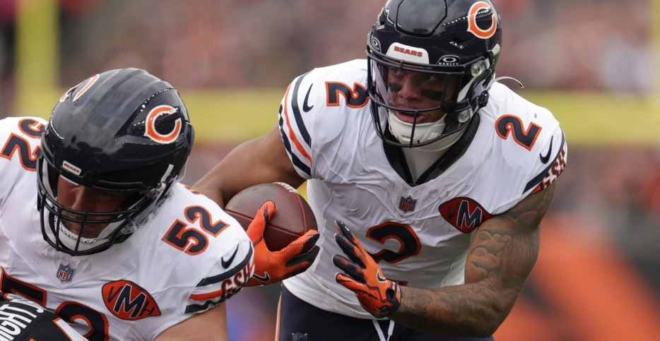 The Bear’s Den, November 6, 2025