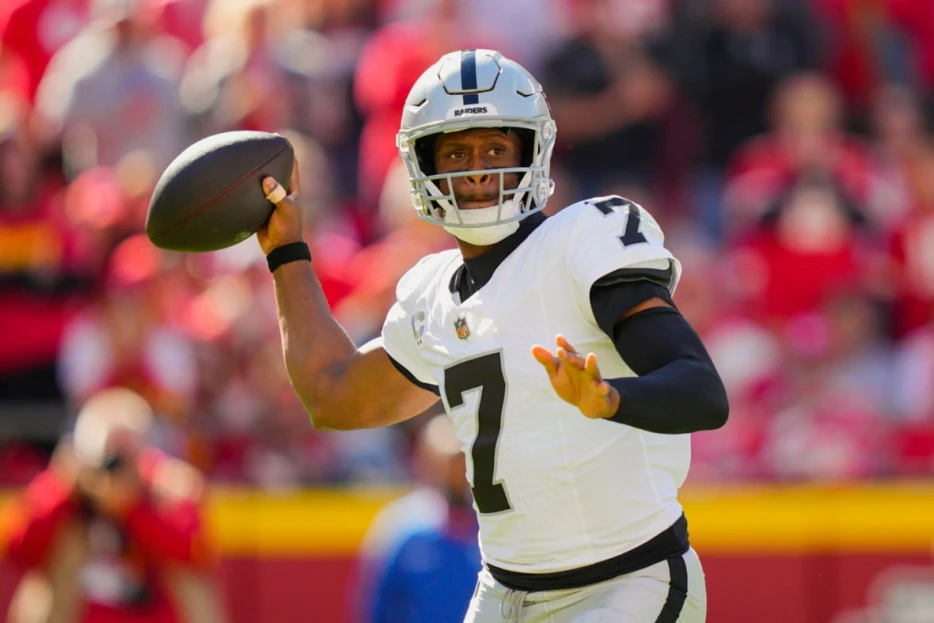 Three Bold Predictions for Raiders’ Thursday Night Showdown With Broncos