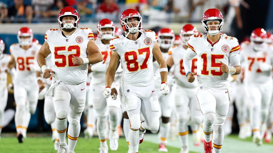 Travis Kelce sets Chiefs' record for most all-purpose yards