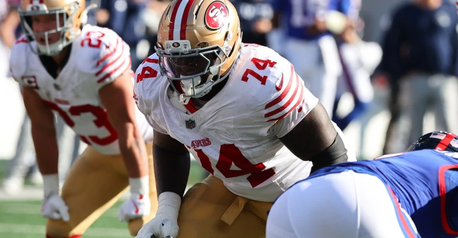 Who should start at left guard for the 49ers?