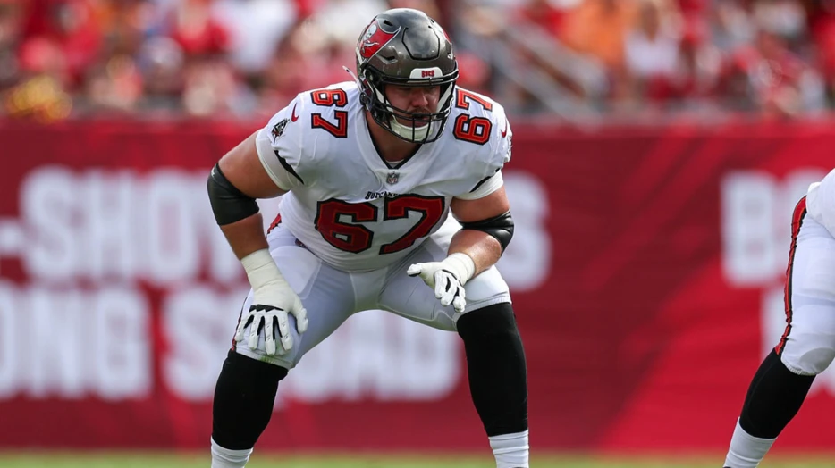 Buccaneers activate OL off of IR