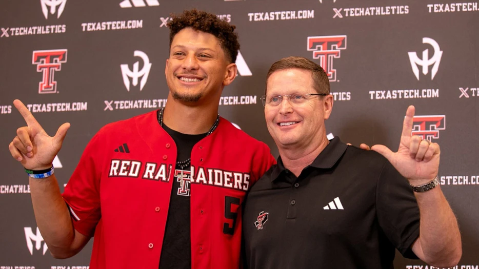 Patrick Mahomes, Pat McAfee are hilariously all in on Texas Tech football