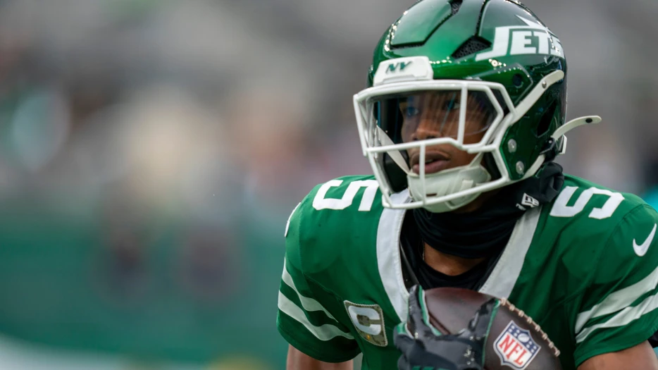 Garrett Wilson injury doesn’t keep Jets’ putrid offense from finally scoring TD