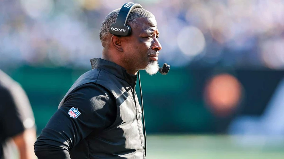 Jets’ Aaron Glenn plays ‘secret’ games with Justin Fields, Tyrod Taylor decision