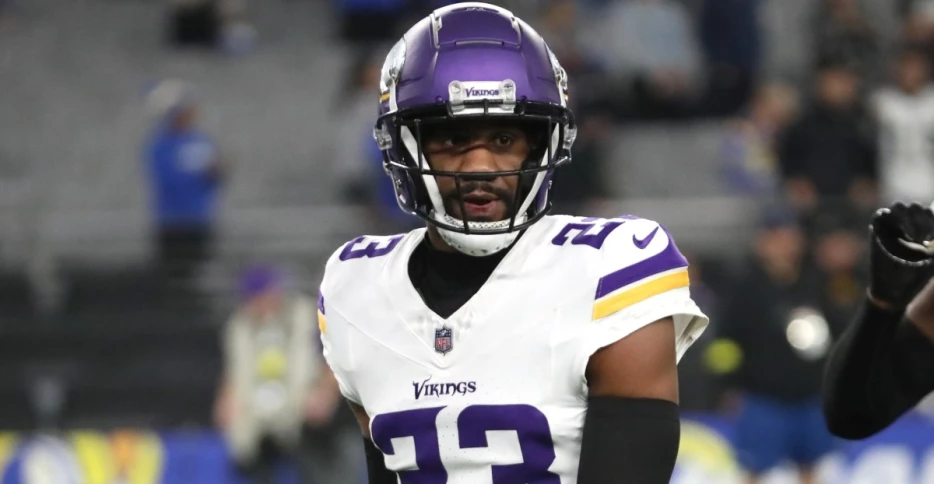Vikings Make Handful of Roster Moves Ahead of Ravens Game