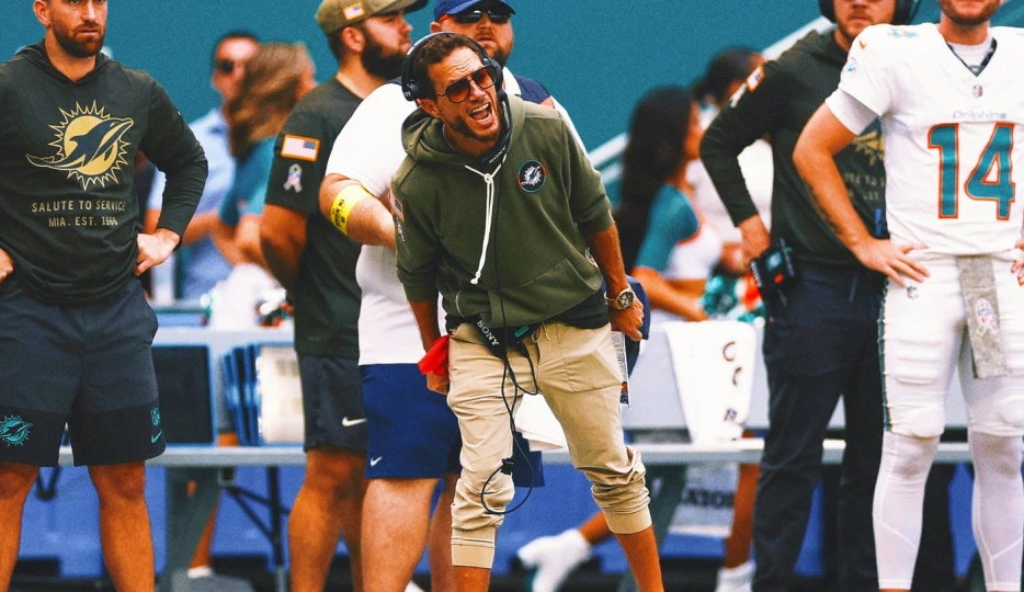 Best of Locker Room Speeches: Dolphins Party Hard, Bears' Ben Johnson Speechless