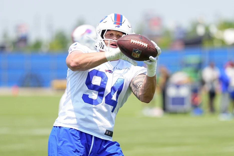 Bills DE Landon Jackson Tore Multiple Knee Ligaments