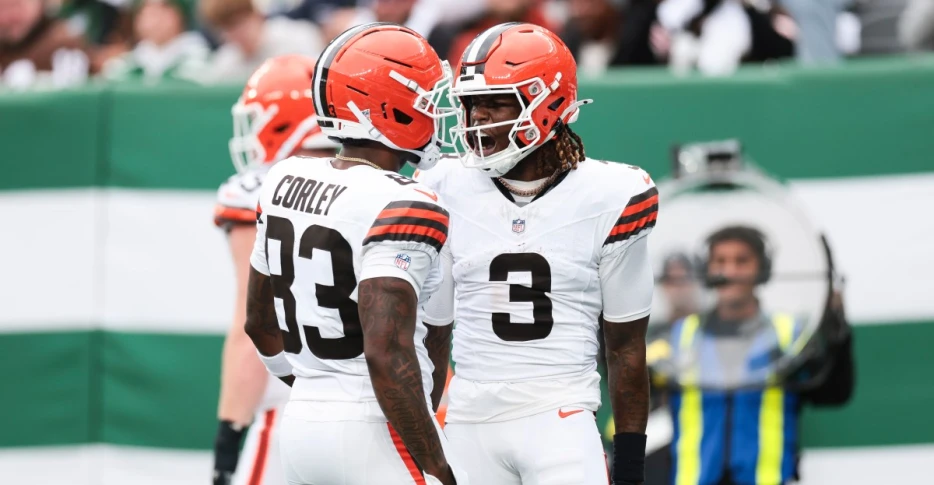 Browns offense: Cleveland’s playcalling, wide receiver play, looked marginally better in Week 10 vs Jets