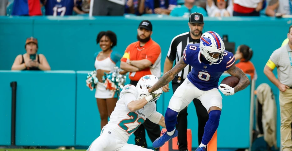 Buffalo Bills wide receivers aren’t cutting it, and Brandon Beane had chances to make them better