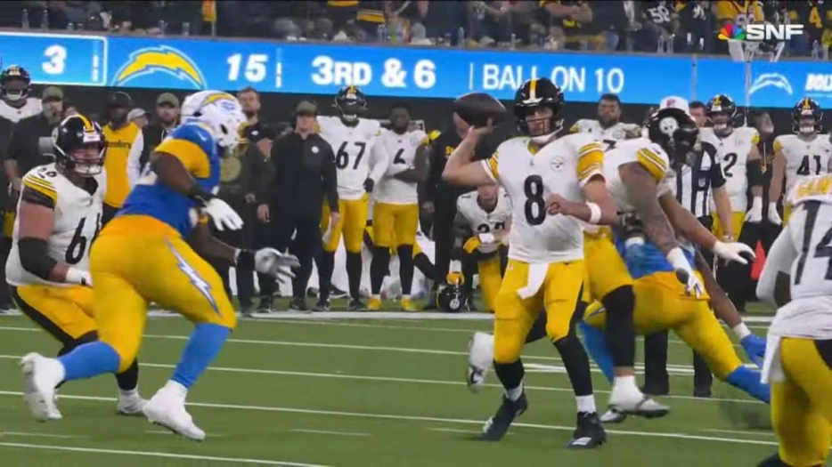 Film Room: This Was Aaron Rodgers’ Worst Sequence