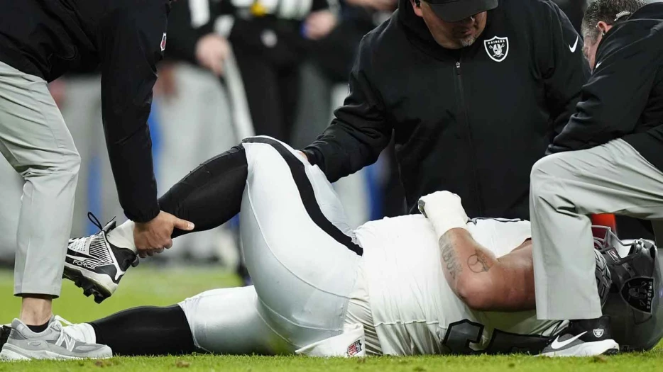 Raiders’ Jackson Powers-Johnson hits IR with ankle injury