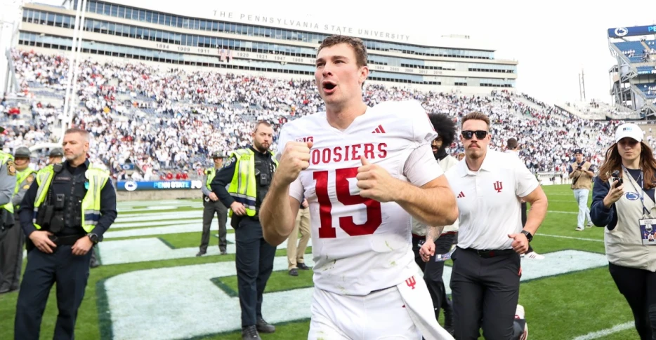 Rams Rookie QB Watch: Mendoza has Heisman moment