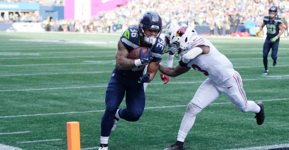Seahawks vs. Cardinals 2nd half live discussion: Seattle hammering Arizona again