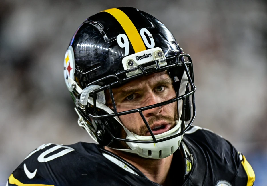 Steelers Outside Linebacker T.J. Watt Sends Blunt Message to the Defense