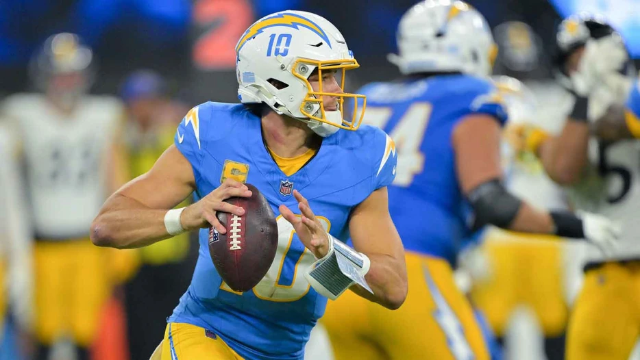 Bonkers Chargers’ Justin Herbert stat shows just how helpless LA’s O-Line really is