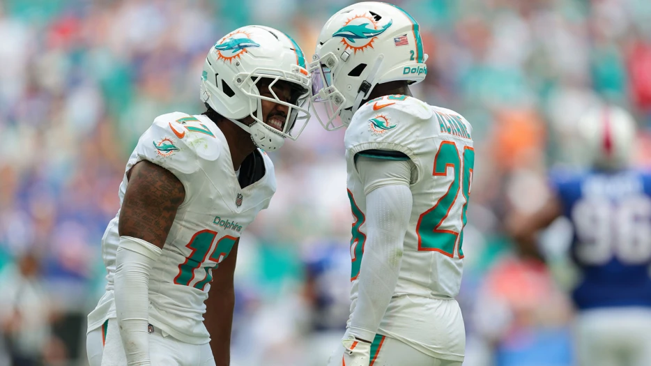 Dolphins’ ‘Euphoric’ fans let Bills supporters hear it after shocking upset