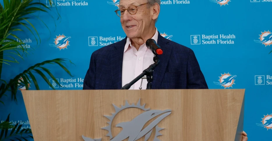 Dolphins fire two of their longest-tenured executives, continue front office purge