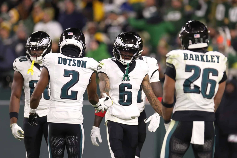 Analyst Makes Bold Playoff Claim About Eagles