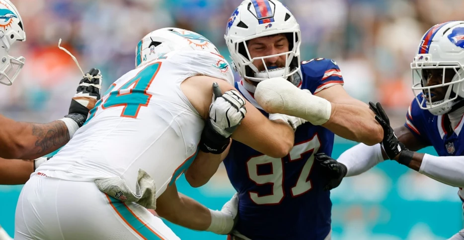 Buffalo Bills had zero pass rush against Miami Dolphins in Week 10