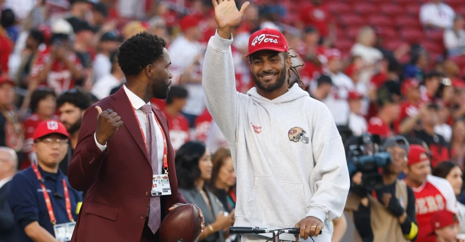 Kyle Shanahan shares where the defense misses Fred Warner; doesn’t foresee rookie playing anytime soon