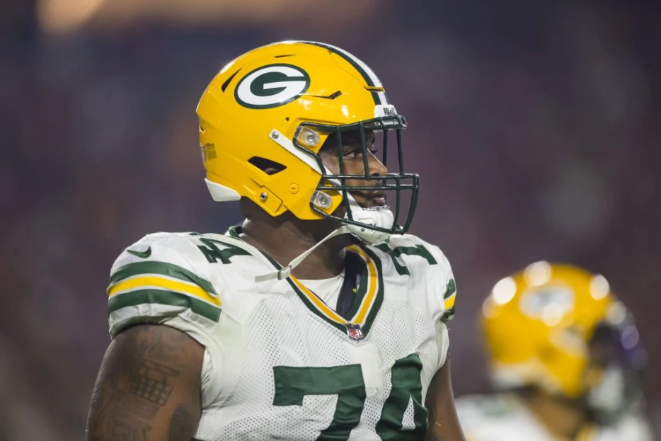 Packers C Elgton Jenkins Suffers Lower Leg Fracture, Ligament Damage