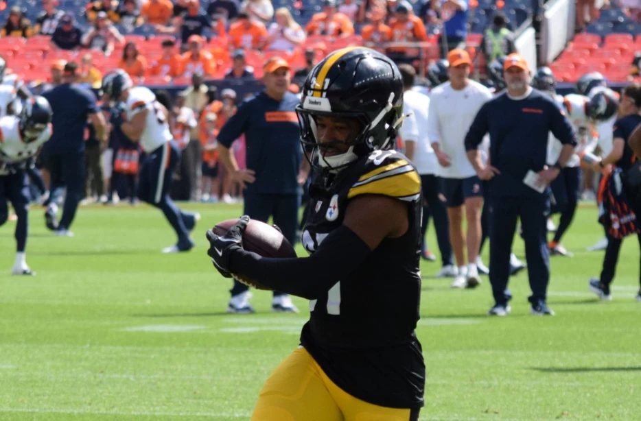 Recently Released Steelers CB Gets Tryout with Texans