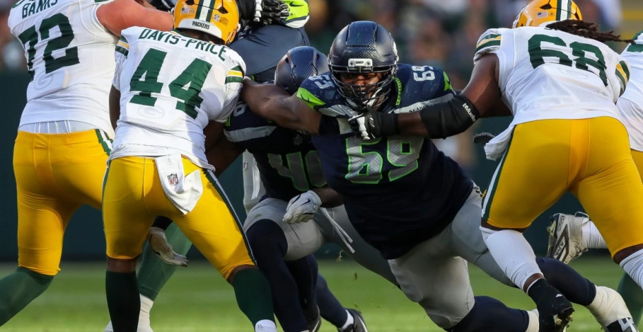 Seahawks add preseason defensive tackle to practice squad