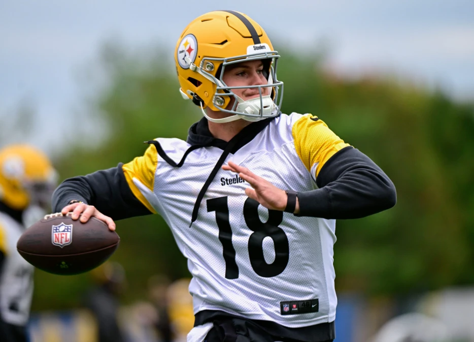 Steelers Reinstate Quarterback from Injured Reserve