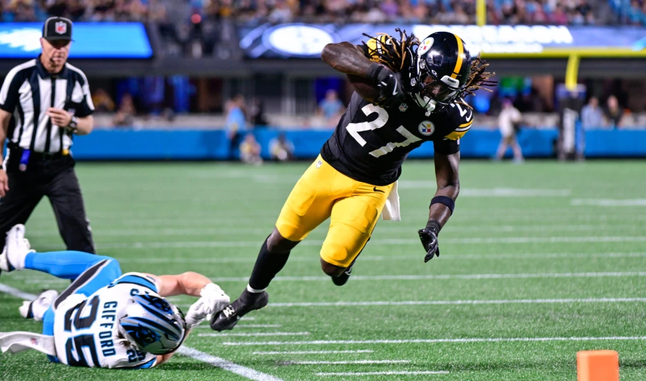 Steelers Waive Versatile Veteran Running Back